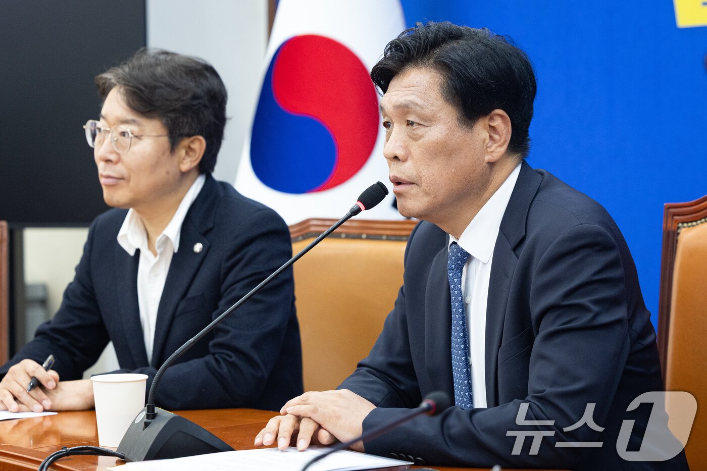 본문 이미지 - 조승래 더불어민주당 사무총장. 2026.4.5 ⓒ 뉴스1 유승관 기자