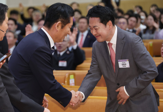 부활절 연합예배 악수하는 여야 대표