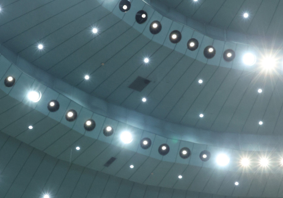 기도하는 李대통령 부부