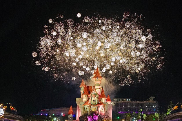 롯데월드 부산, 11·25일 맵핑쇼 결합한 불꽃놀이 선보여