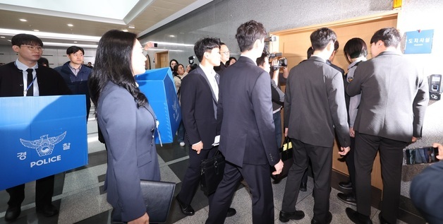 민주노총 "'현금 살포 의혹' 김관영 지사 사퇴하라" 성명