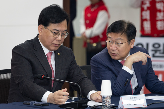 국힘 "李대통령에 '고유가 지원금 대신 유류세 인하' 제안할 것"