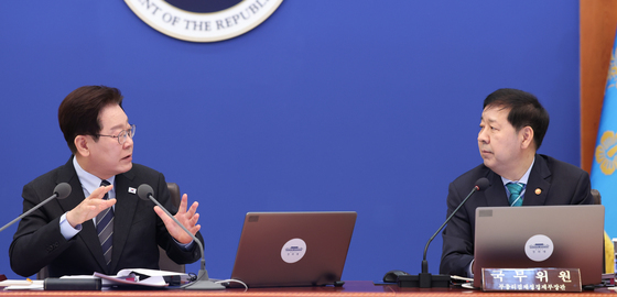 구윤철 "중동전쟁 장기화에 물가 압력·소비 둔화 우려…범정부 대책 가동"