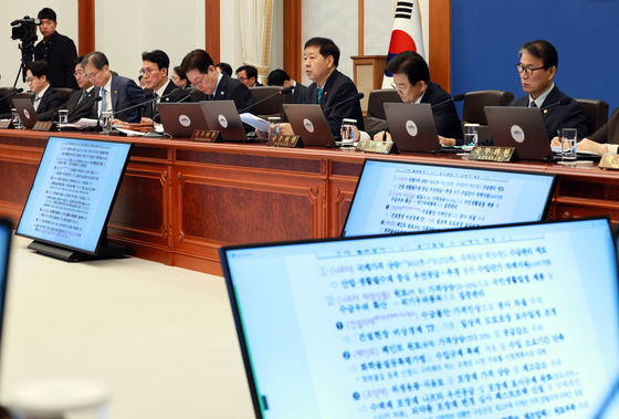 이재명 대통령, 국무회의 겸 제4차 비상경제 점검회의 주재