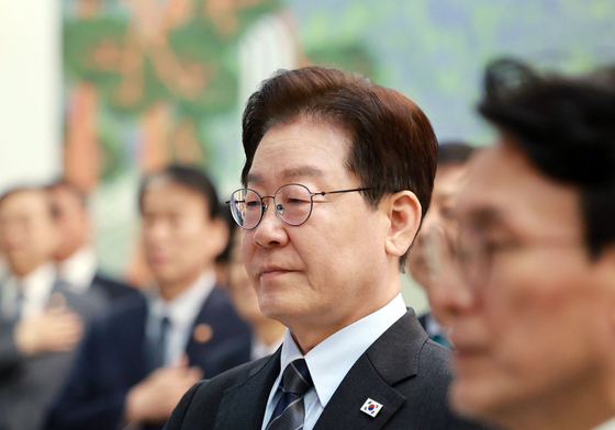 이재명 대통령, 국무회의 국민의례