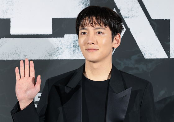 지창욱, 로맨틱한 미소