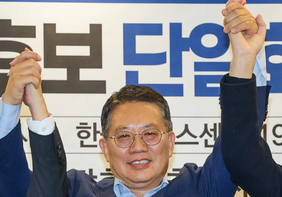 윤호상 '보수 진영 단일화 후보로'