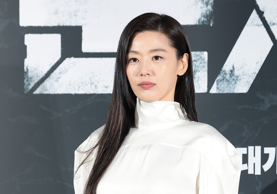 전지현, 남다른 아우라