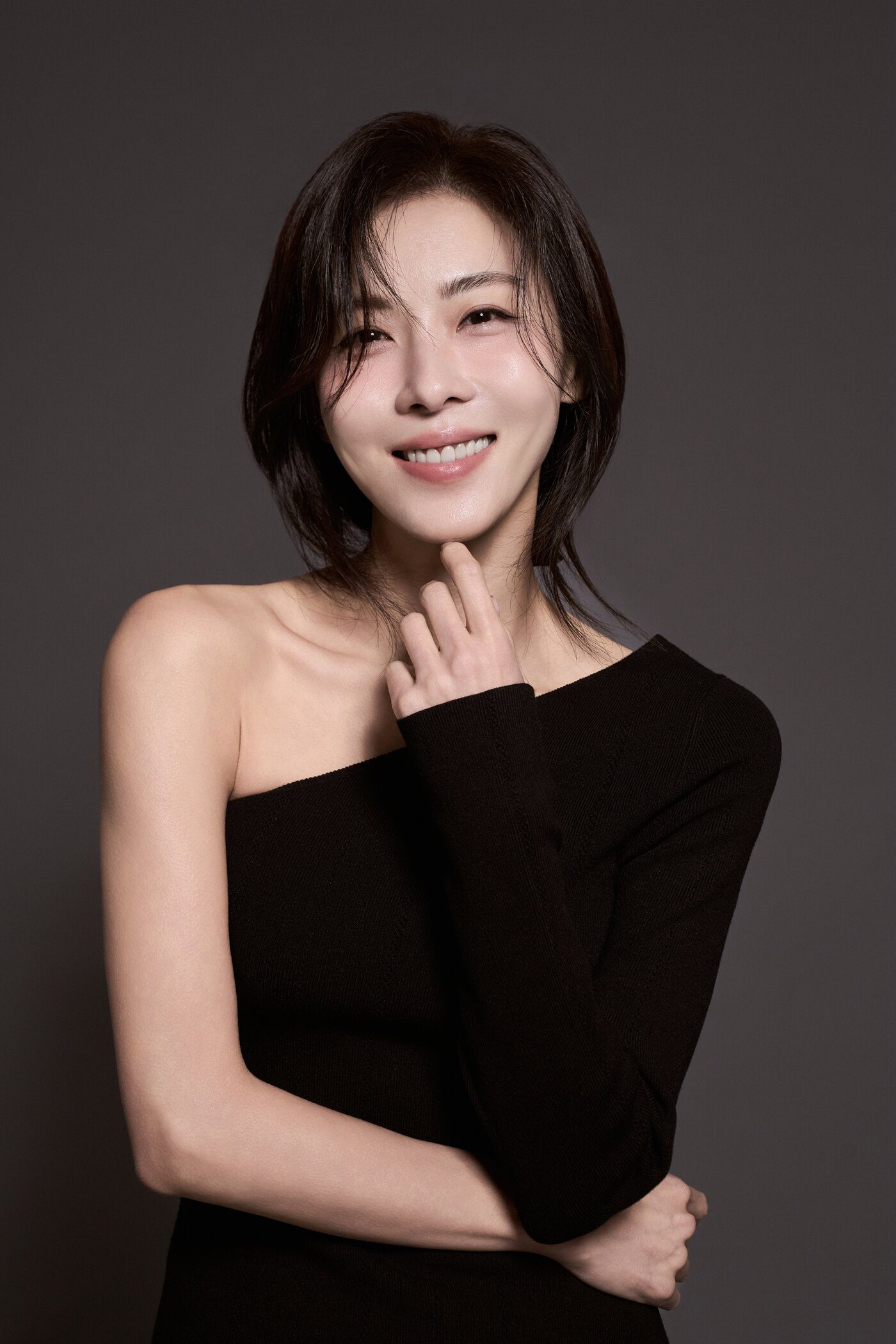 본문 이미지 - 배우 하지원 / 해와달엔터테인먼트 제공