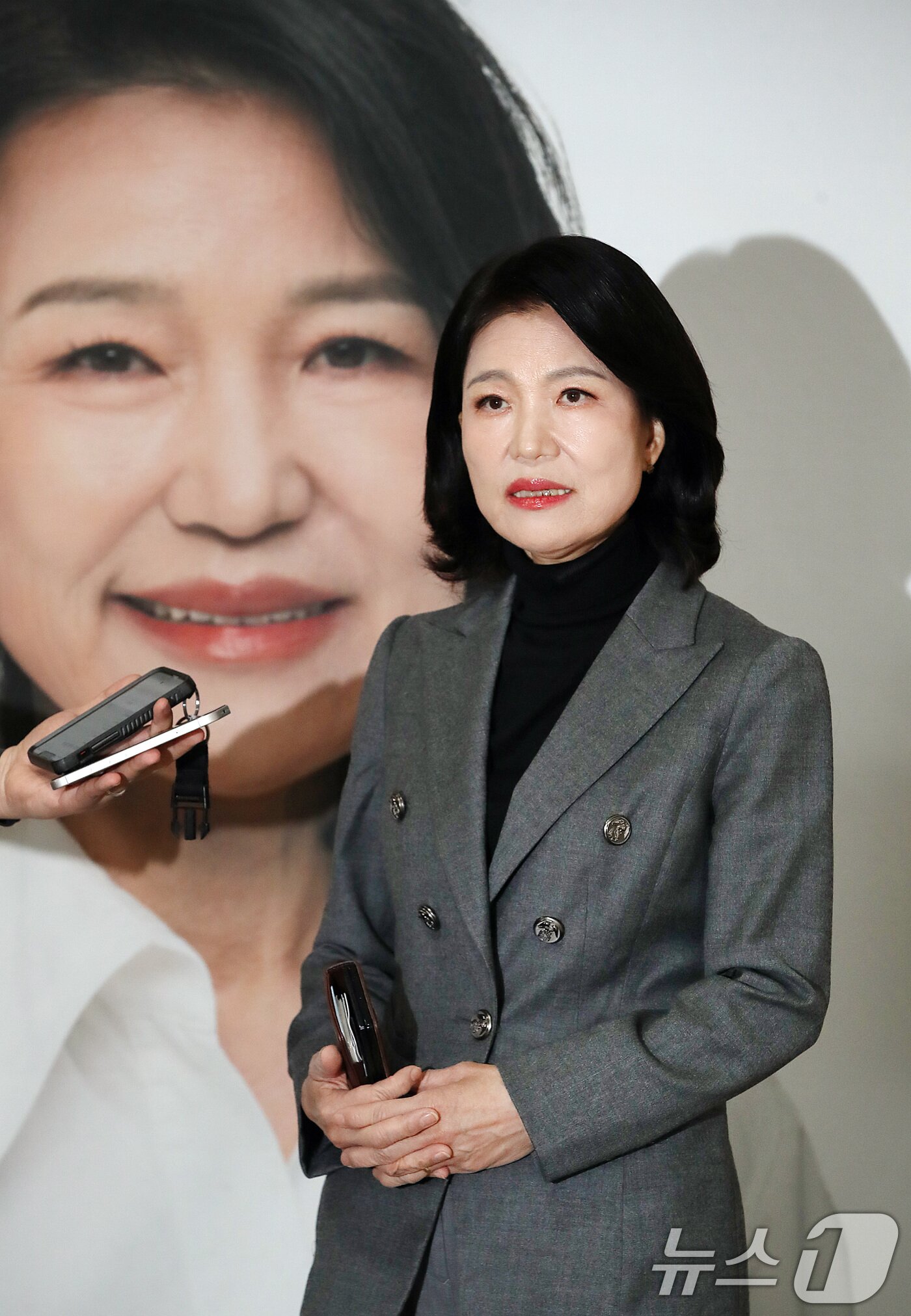 본문 이미지 - 6·3 지방선거 대구시장 출마를 선언한 이진숙 전 방통위원장이 6일 대구 중구 선거사무소에서 공천 배제(컷오프) 등 자신의 입장을 밝히고 있다. 2026.4.6 ⓒ 뉴스1 공정식 기자