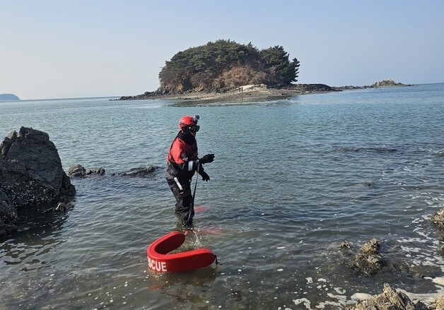 외국인 2명, 섬에서 밀물에 고립…인천해경 구조