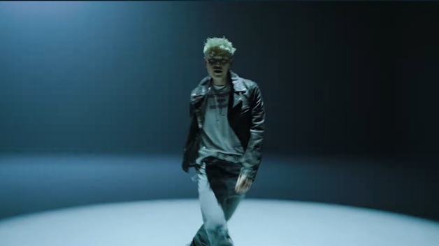 B.A.P 출신 젤로, 신곡 퍼포 비디오 공개…2년여 공백 무색