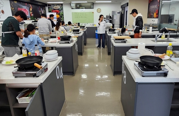 진천군가족센터, 아버지·자녀 체험프로그램 '위드파파' 확대 운영