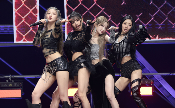 키스오브라이프, 10개월 만의 컴백…더 강렬해진 걸크러시 매력(종합)