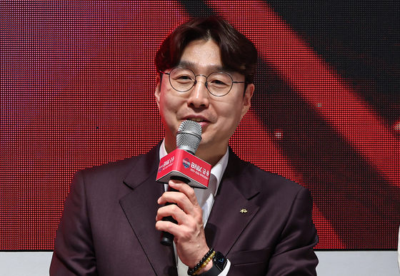 포부 밝히는 KB스타즈 김완수 감독