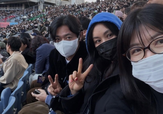 고소영, 남편 장동건과 콘서트 데이트…박효신과 포옹도 [N샷]