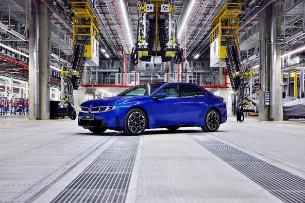 미국·일본차 후퇴, 유럽차 질주…제조사별 '전동화' 속도 다른 이유