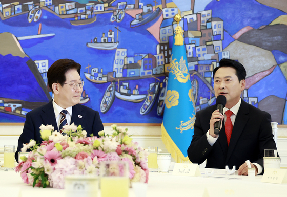 장동혁 "李 '대통령 한 번만 하겠다' 이 쉬운 한마디 못해"