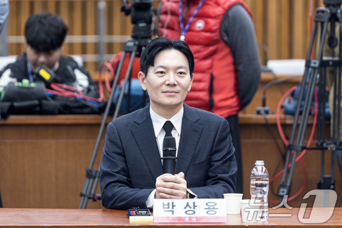 (서울=뉴스1) 이승배 기자 = '쌍방울 대북 송금' 사건을 수사했던 박상용 검사가 7일 서울 여의도 국회에서 국민의힘 '윤석열정권 정치검찰 조작기소 의혹사건 진상규명' 국정조사특 …