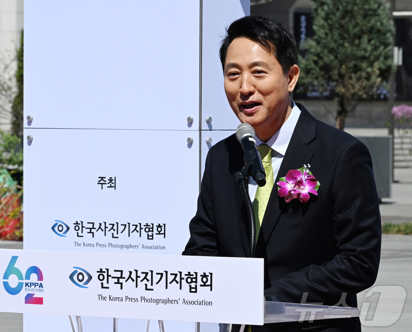 (서울=뉴스1) 사진공동취재단 = 오세훈 서울시장이 7일 서울 광화문광장 놀이마당에서 열린 제62회 한국 보도사진전 개막식에서 축사를 하고 있다.  2026.4.7/뉴스1