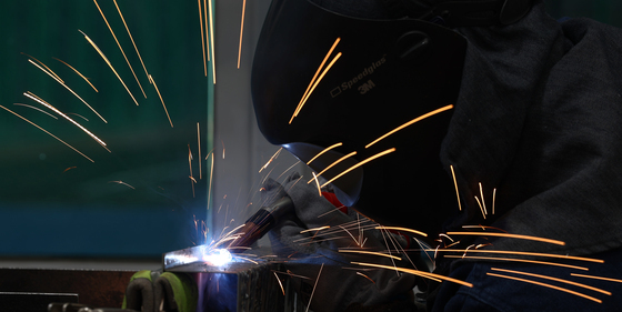 기술 장인을 향해