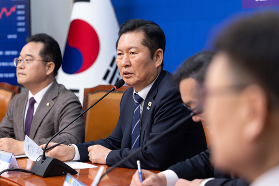 모두발언하는 정청래 민주당 대표