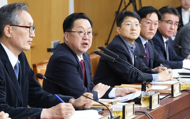 이장우 대전시장 "중동사태 민생경제 긴급 지원대책 추진"