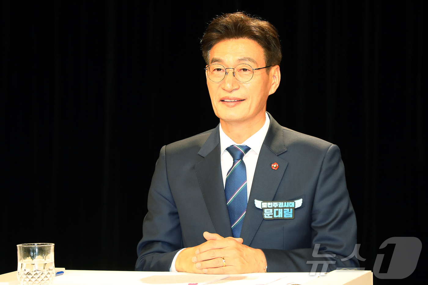 (제주=뉴스1) 오미란 기자 = 문대림 국회의원(제주 제주시 갑)이 7일 오후 제주시 KBS제주방송총국 공개홀에서 열린 더불어민주당 제주도지사 본경선 후보자 합동 토론회에서 토론 …