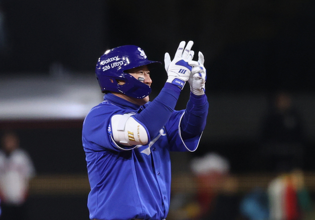 '8·9회 9점' 삼성, KIA 10-3 완파…최형우, 홈런 포함 4출루·4타점