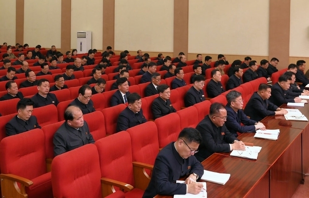 북한, 전원회의 기관별 세부 논의…"5개년 계획 수행에 핵심적 역할"