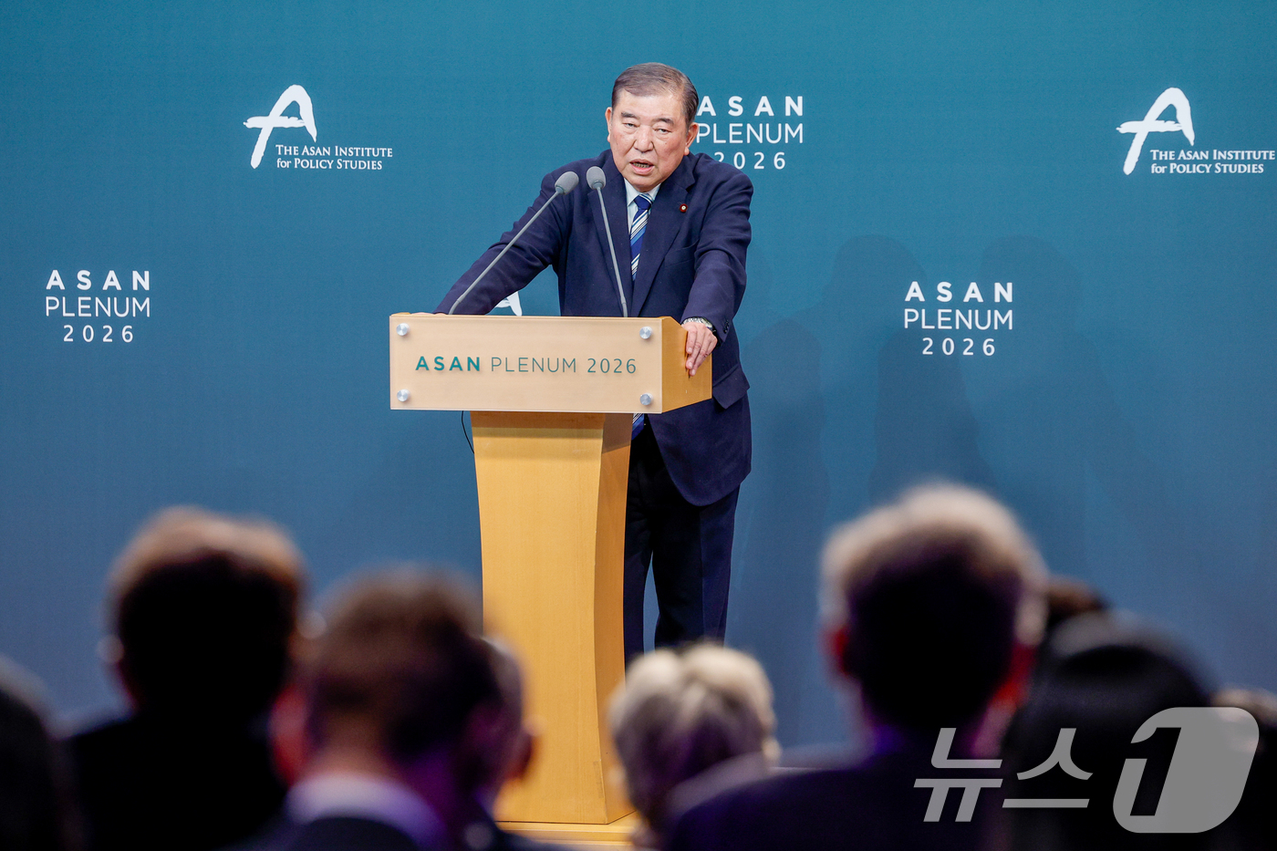 (서울=뉴스1) 안은나 기자 = 이시바 시게루 전 일본 총리가 8일 오전 서울 용산구 그랜드 하얏트에서 열린 아산 플래넘(Asan Plenum) 2026 개회식에 참석해 기조연설을 …