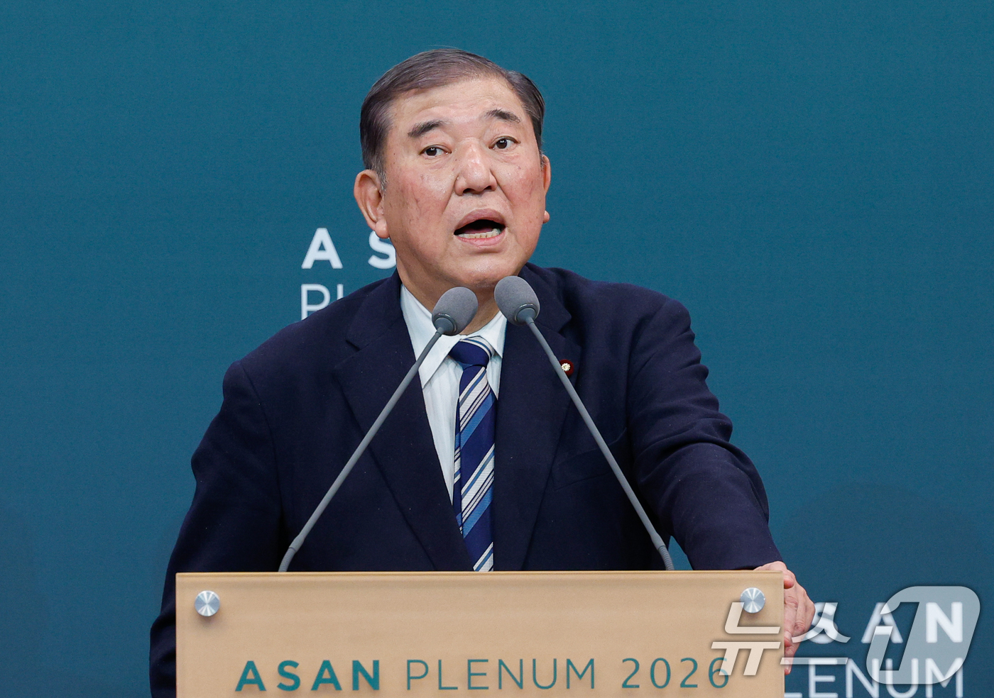 (서울=뉴스1) 안은나 기자 = 이시바 시게루 전 일본 총리가 8일 오전 서울 용산구 그랜드 하얏트에서 열린 아산 플래넘(Asan Plenum) 2026 개회식에 참석해 기조연설을 …