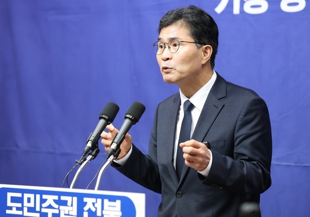 식사비 대답 의혹 관련 발언하는 이원택 예비후보