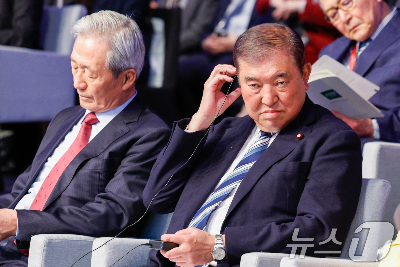 (서울=뉴스1) 안은나 기자 = 이시바 시게루 전 일본 총리가 8일 오전 서울 용산구 그랜드 하얏트에서 열린 아산 플래넘(Asan Plenum) 2026 개회식에 참석하고 있다. …