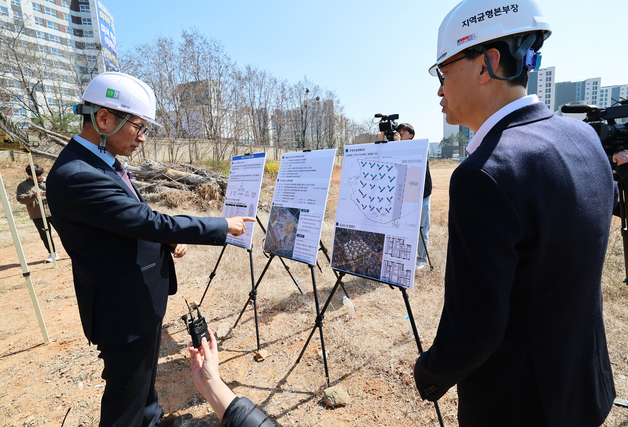 강서 군부지 공공주택 공급 현장 찾은 허장 재정경제부 2차관
