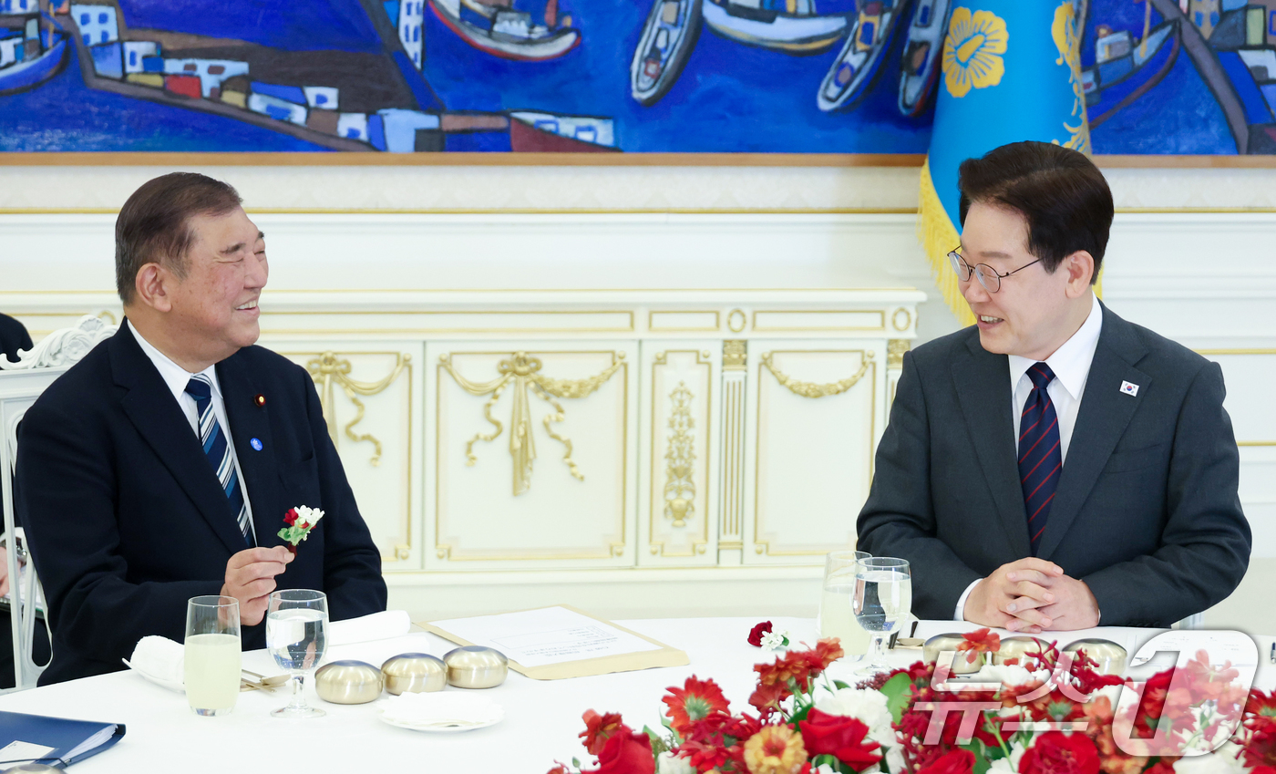 (서울=뉴스1) 허경 기자 = 이시바 시게루 전 일본 총리가 8일 청와대를 방문, 이재명 대통령과 만나 발언하고 있다. 2026.4.8/뉴스1