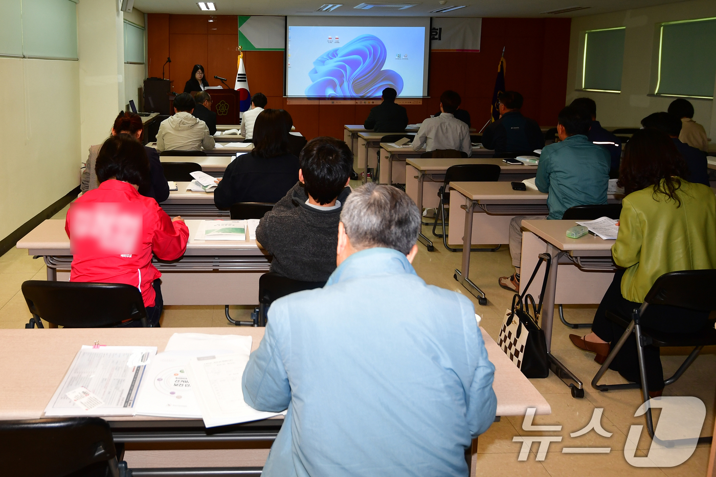 (포항=뉴스1) 최창호 기자 = 8일 오후 경북 포항시 북구 선거관리위원회 대회의실에서 제9회 전국동시지방선거 후보자 입후보설명회가 열리고 있다. 2026.4.8/뉴스1