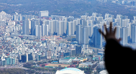 [단독] 다주택자 대출 연장 17일부터 불허…'매각 지연' 예외 아냐