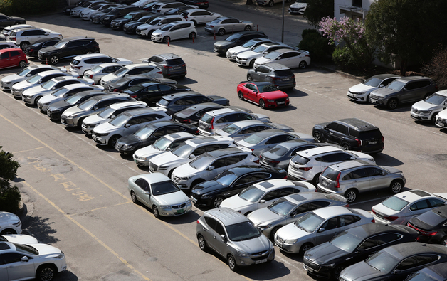 "기관장부터 대중교통 이용을"…노동부, 공공기관 에너지 절감 점검