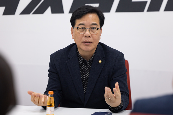 송언석 "'李 공소취소특검', 수사는 안 하고 정치만 해"