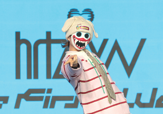 하기와, 개구쟁이 브이