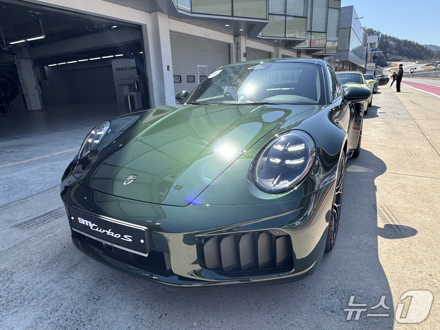 본문 이미지 - 신형 포르쉐 911 터보 S 2026.4.8/뉴스1 ⓒ 뉴스1 박종홍 기자