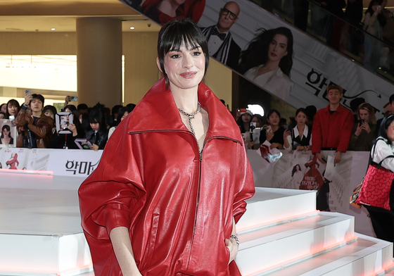 앤 해서웨이, 빛나는 미모