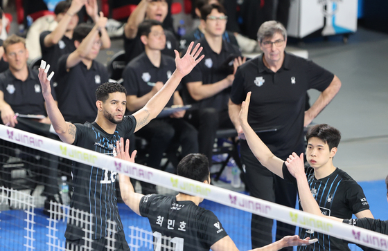 환호하는 현대캐피탈