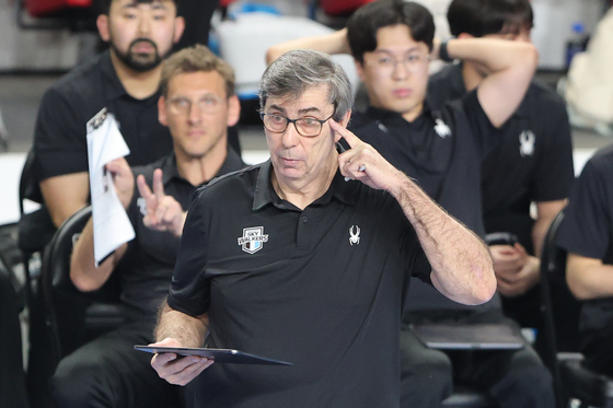 필립블랑 '잘봐 아웃이야'