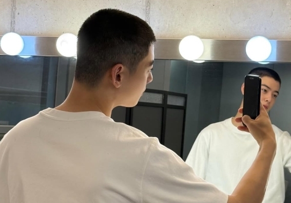 차은우 130억 세금 냈지만…"군 장병들 박탈감" 보직 해임 민원 등장