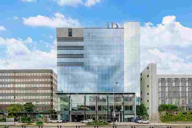 한성차, 벤츠 정찰제 시행 맞춰 통합고객센터 24시간 운영 전환