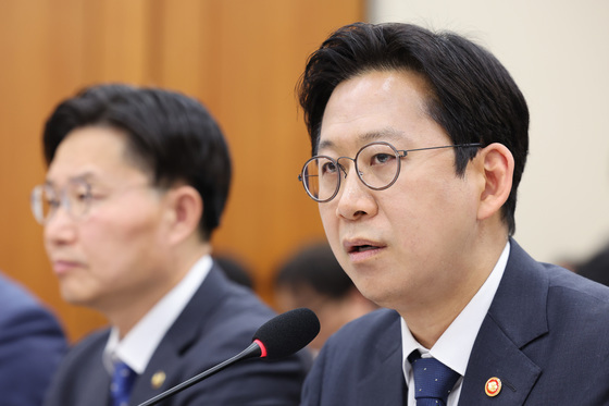 통신3사 수장 만난 배경훈 "기본통신권 보장…민생 기여" 강조