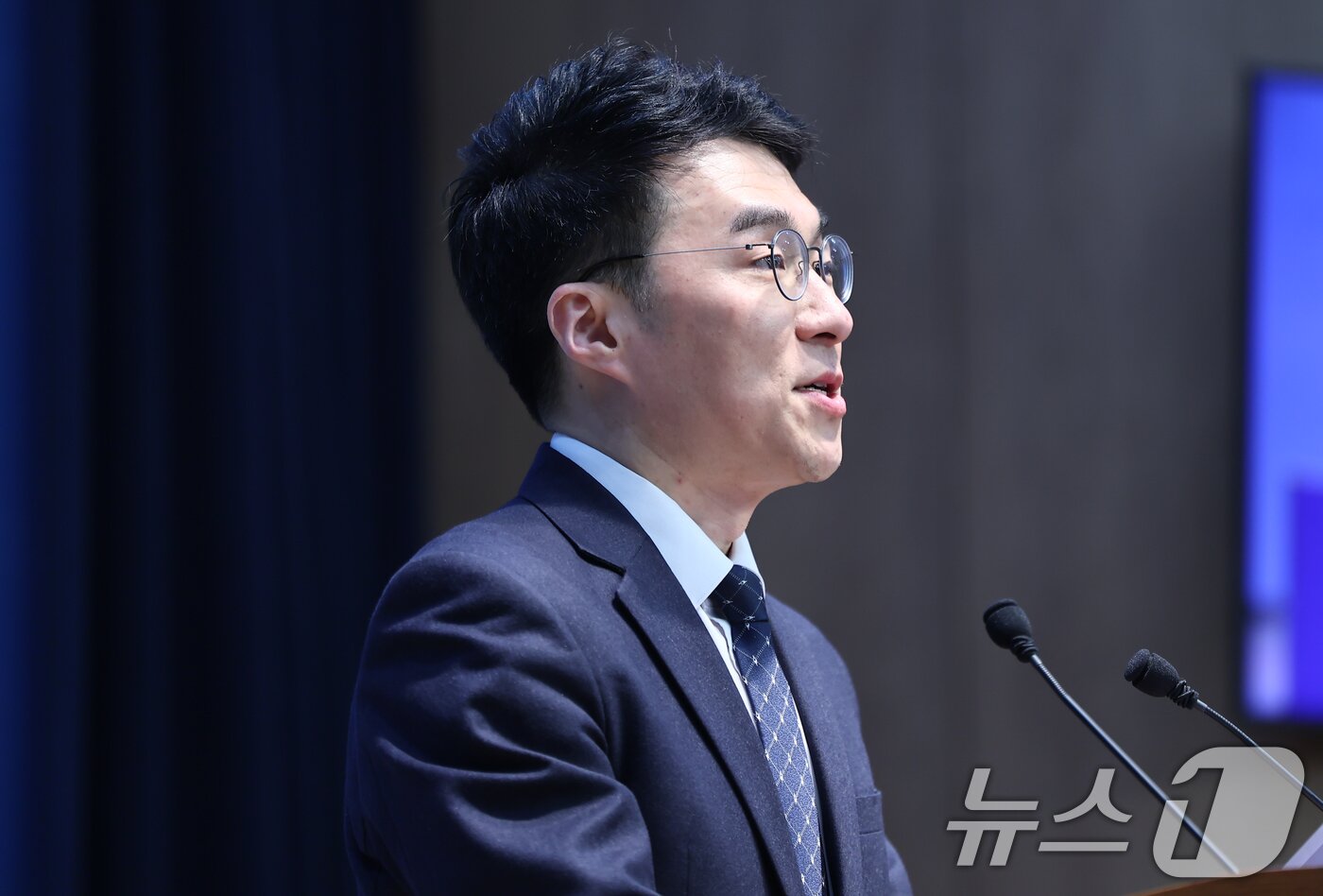 본문 이미지 - 김남국 민주당 대변인. 2026.4.9 ⓒ 뉴스1 김도우 기자