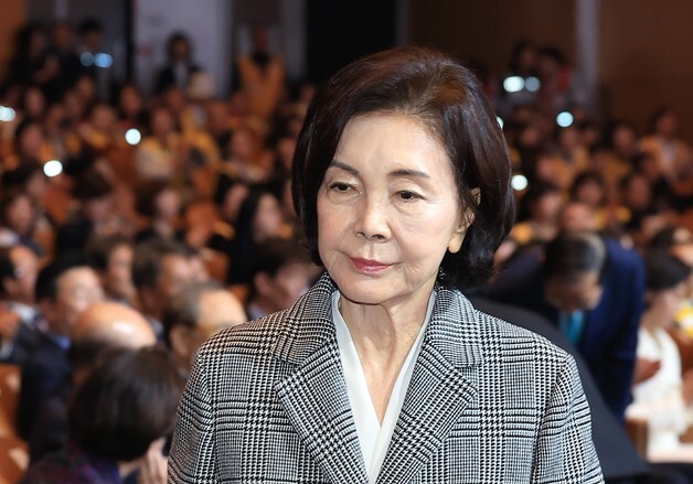 홍라희, 삼성전자 '1500만주' 3.1조 매각…상속세 마지막 납부